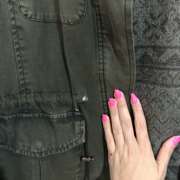 Levi’s | Utility Jacket - Picture 4 of 7